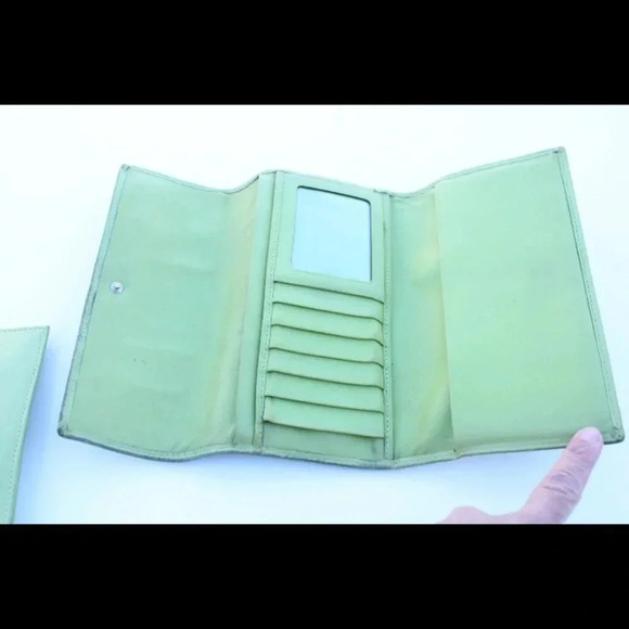 Coach bi-fold wallet + check book holder - Picture 4 of 8